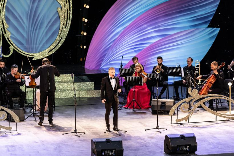 „DUELUL TENORILOR” în aer liber -  cu ŞTEFAN von KORCH şi invitaţii - a umplut Grădina de Vară Herăstrău 18966577