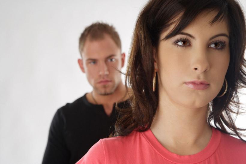 13 moduri subtile în care divorțul schimbă modul în care ai încredere în oameni