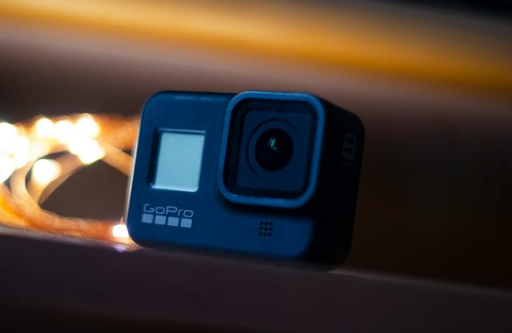 Cum să-ți surprinzi fiecare moment de adrenalină: TOP 9 sfaturi pentru alegerea camerei video sport perfecte