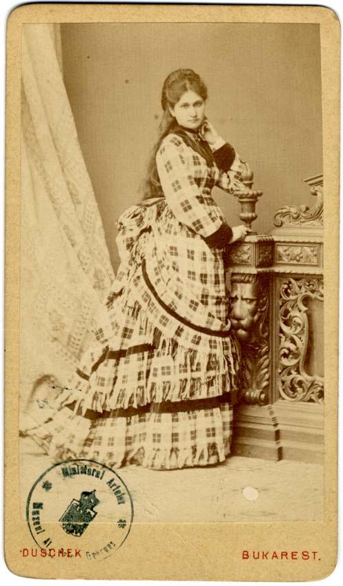 Cum s-a opintit în limba română expresia „a se lăsa pe tânjală” 18966848