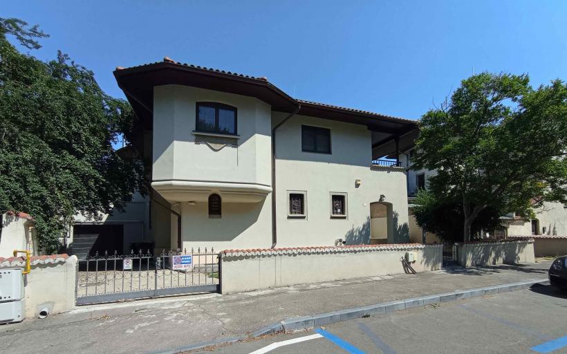 Guvernul îl reinstalează pe Băsescu „Petrov” în vilă de protocol, deși nu există hotărâri definitive 18967265