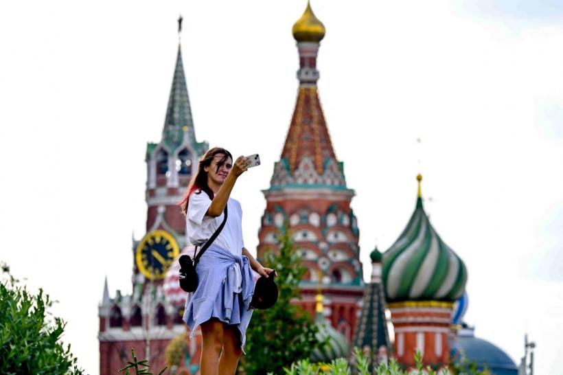 Adio libertate de exprimare! Rusia restricționează WhatsApp și Telegram