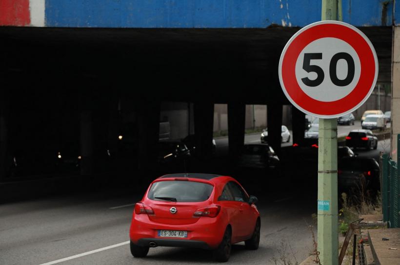 Un șofer riscă o amendă uriașă pentru exces de viteză pe o stradă din Elveția