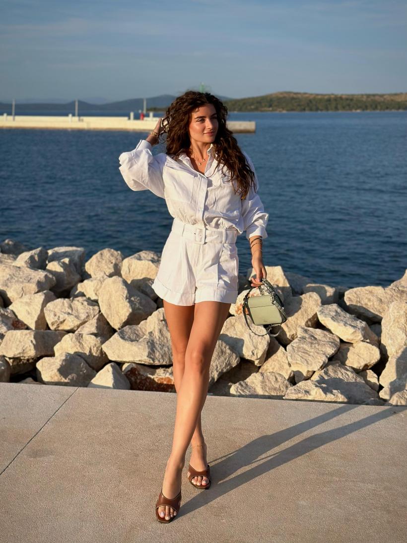 Ana Bodea, despre vacanța pe o insula pustie din Croația care i-a adus liniște și relaxare: „Genul acela de bine care rămâne” 18967807