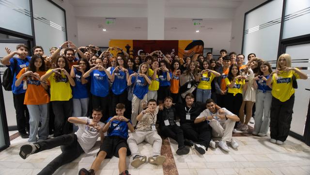 Classic for Teens LAB – Tinerii din Vrancea devin voluntari pentru cultură 18967839