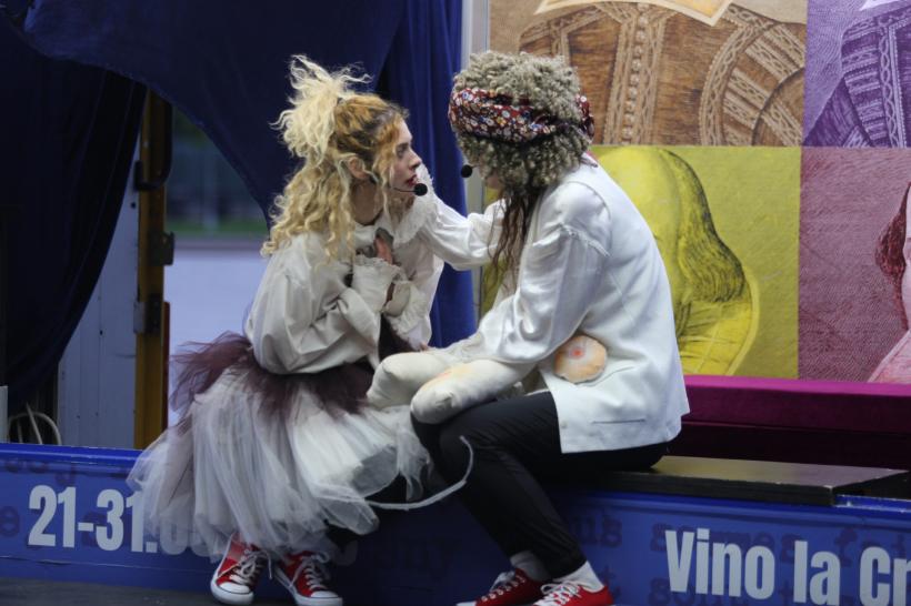 Caravana Shakespeare – peste tot ajunge la București 18967973