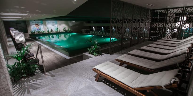 Băile Herculane - stațiunea unde hotelurile sunt pline de sărbători 18968450