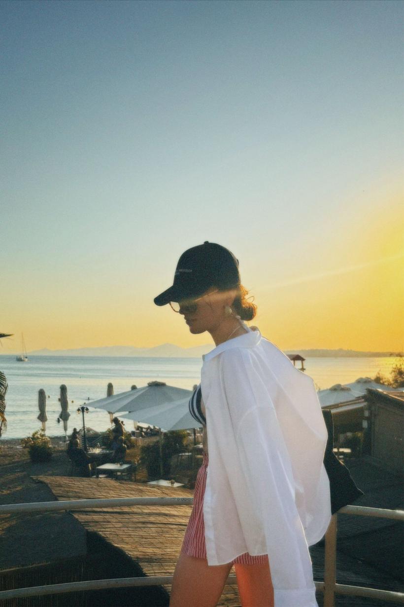 Maria Țăpușă, vacanță între prietene, joburi și apusuri grecești: „Mi-am dat seama cât de adaptabilă pot fi” 18968521