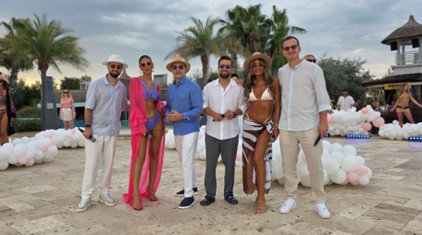 Noul sezon al matinalului Super Neatza cu Răzvan și Dani se vede începând de luni, 25 august, de la ora 8, pe Antena 1 și AntenaPLAY