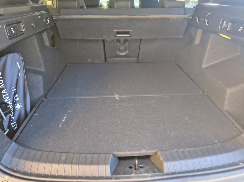 Cum arată cea mai scumpă Dacie 18968822