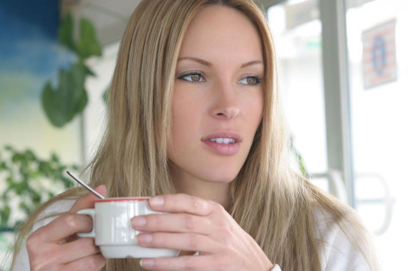 Ce se întâmplă cu organismul tău când renunți la cafea: efecte pe termen scurt și lung