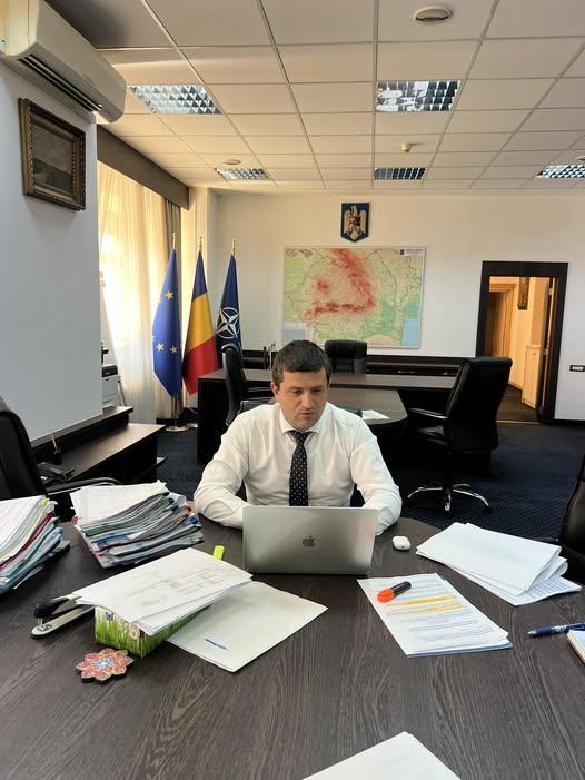 Radu Miruță: Vom produce în România pulberea necesară industriei de apărare