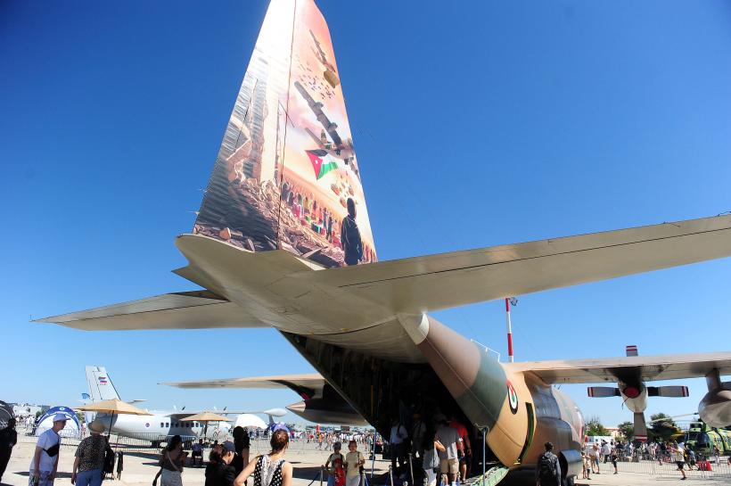 A început BIAS 2025, cel mai mare show aviatic din România 18969452