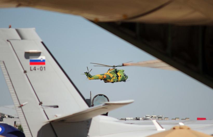 A început BIAS 2025, cel mai mare show aviatic din România 18969454