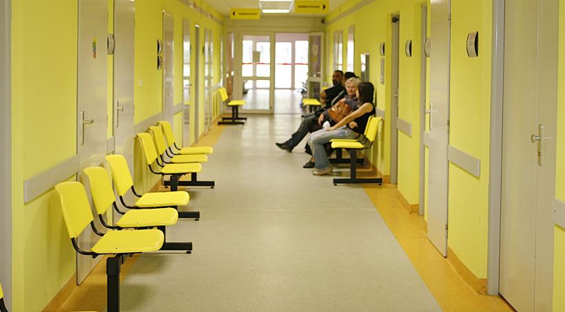 Guvernul s-a r&#259;zg&acirc;ndit: Spitalele private nu mai trebuie s&#259; pl&#259;teasc&#259; pentru pacien&#539;ii &bdquo;nerentabili&rdquo; trimi&#537;i la stat