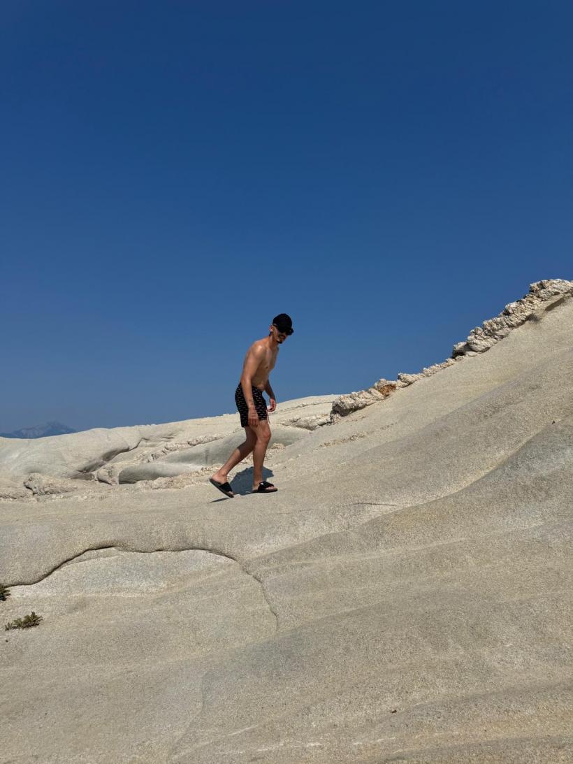 Juno, Rocky din Iubire cu parfum de lavandă, și-a încărcat bateriile între muzică, mare și adrenalină: „Povestea vieții mele e un scenariu de film” 18969471