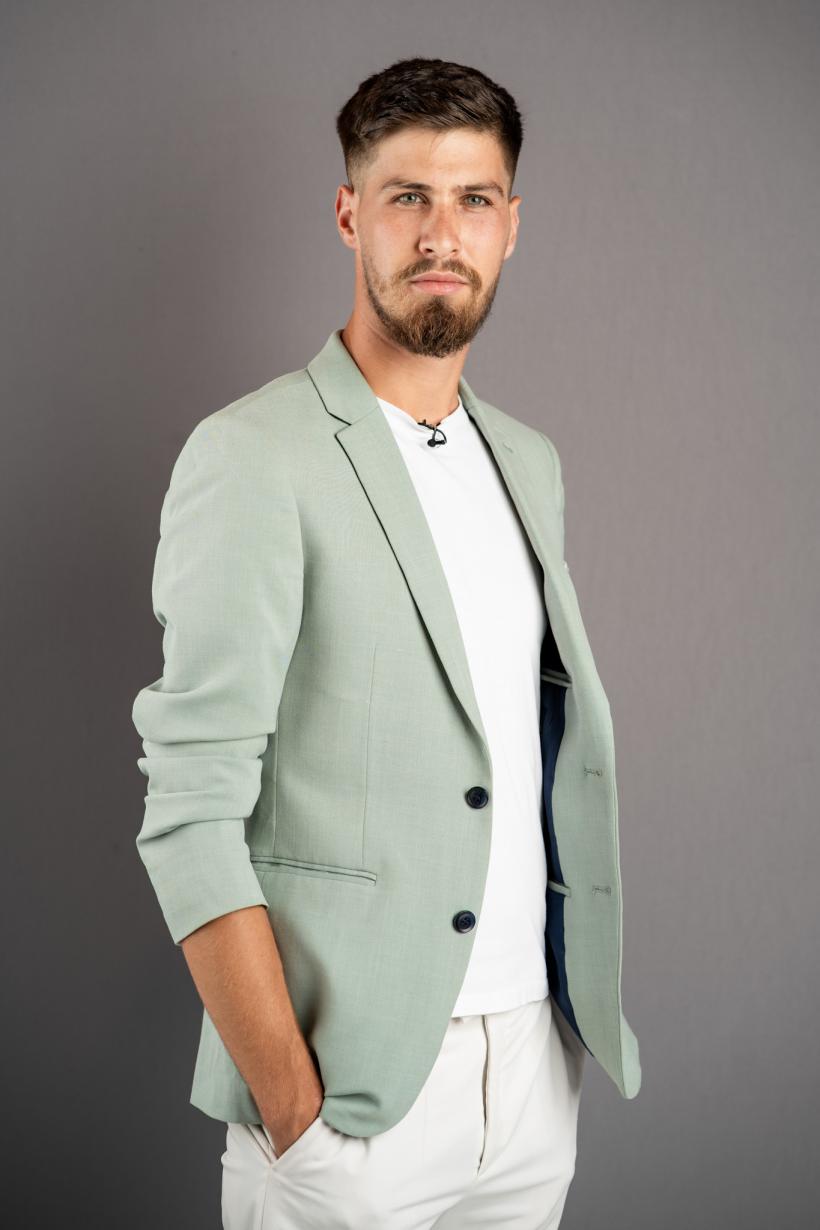 Primul concurent eliminat din emisiunea Mireasa. Ce a transmis Simona Gherghe: “Îmi pare rău!” 18969518