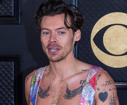 Bombă în showbiz! Zoë Kravitz și Harry Styles, surprinși în ipostaze tandre la Londra. S-a înfiripat o nouă poveste de dragoste? 18969025