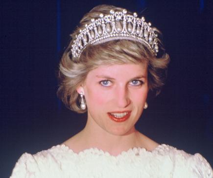 Secretul Prințesei Diana pentru a învinge timiditatea: uleiul esențial care i-a schimbat viața