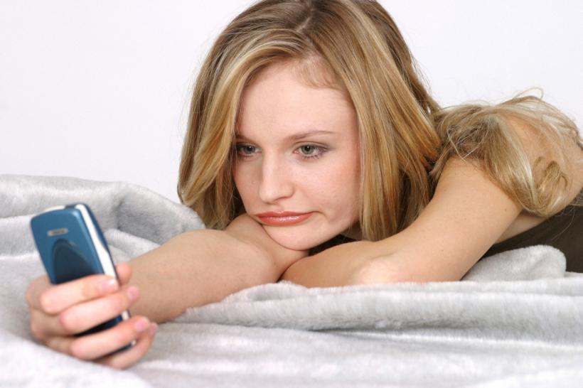 9 semne că ești îndrăgostit de cineva care nu te va iubi niciodată