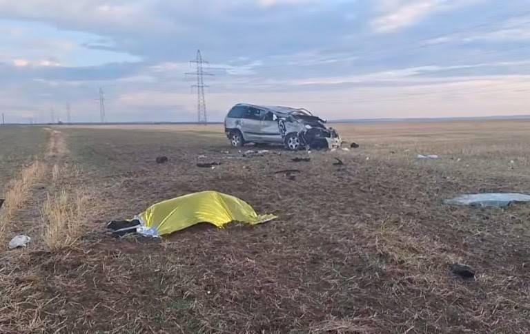 Un șofer a murit la Recea după ce a sărit cu mașina în șanț și s-a răsturnat