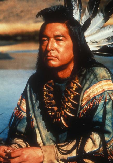 A murit actorul Graham Greene, celebru pentru rolul din „Dansează cu lupii” 18969960