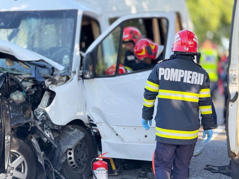 Împrejurările producerii accidentului cumplit de la Botoșani. 19 persoane sunt rănite și 3 au decedat 18970139