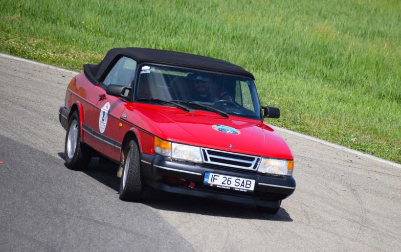 „Scandinavele pe Drumul Brâncovenilor”: 24 de vehicule istorice Volvo și Saab pornesc sâmbătă din Mogoșoaia, într-o caravană cu parfum regal 18970236