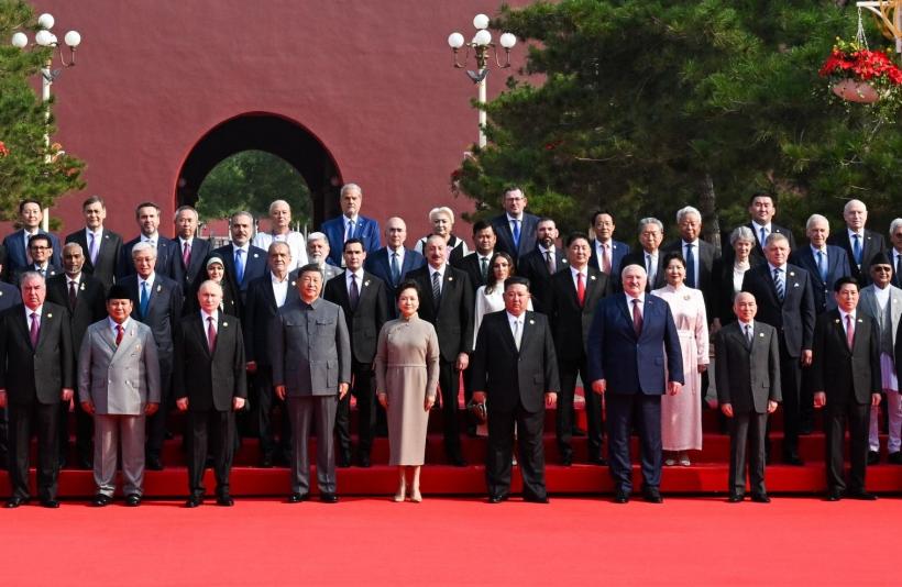 Grindeanu, despre prezența lui Năstase și Dăncilă la parada militară din China: „A fost o alegere personală, nu una de partid”