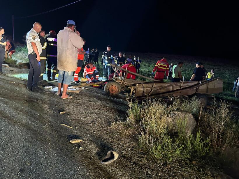 Accident grav în Iași: Căruță lovită de autoutilitară, cinci victime, două au decedat 18970685