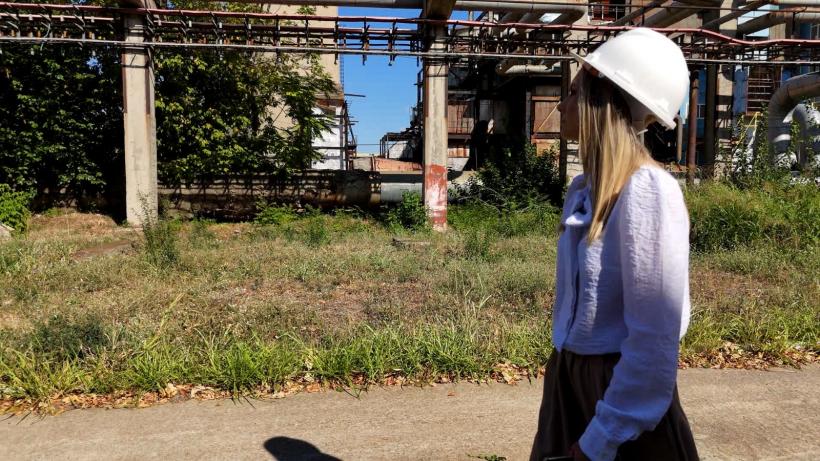 „Cât costă să fii român” –  factura risipei bugetare, plătită de fiecare dintre noi 18970989