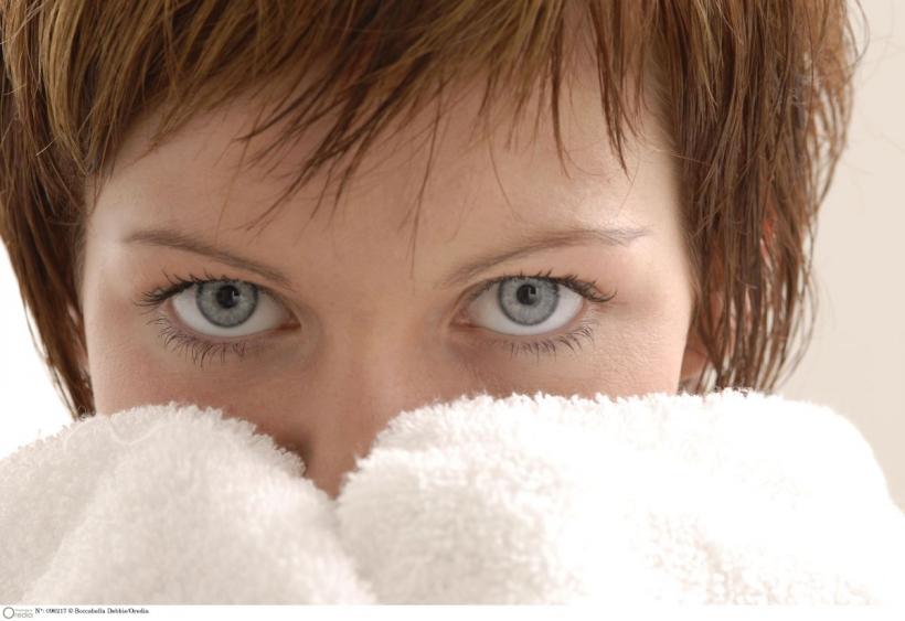 Cum să dezarmezi un narcisist fără să spui un cuvânt – 14 tactici de limbaj nonverbal