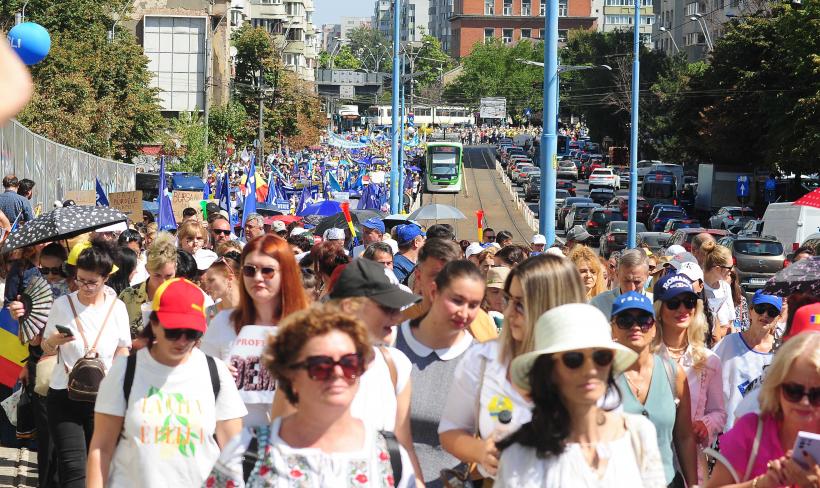 Profesorii au ajuns la Palatul Cotroceni 18971047