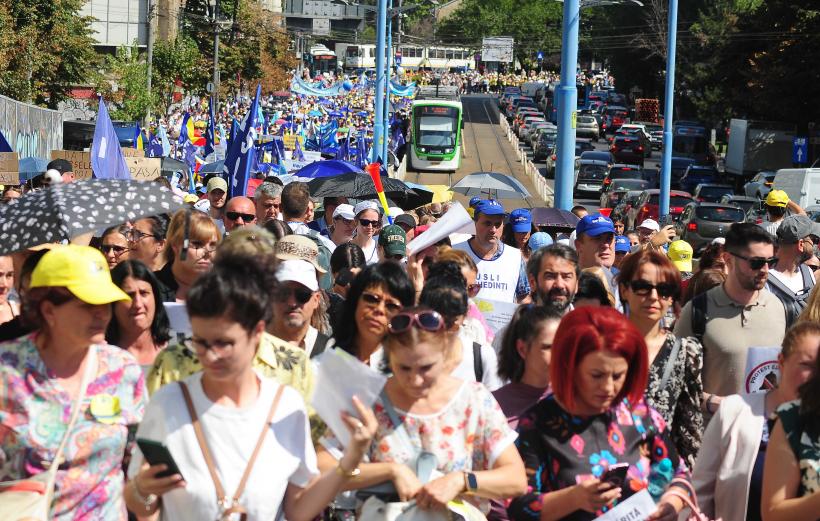 Profesorii au ajuns la Palatul Cotroceni 18971048