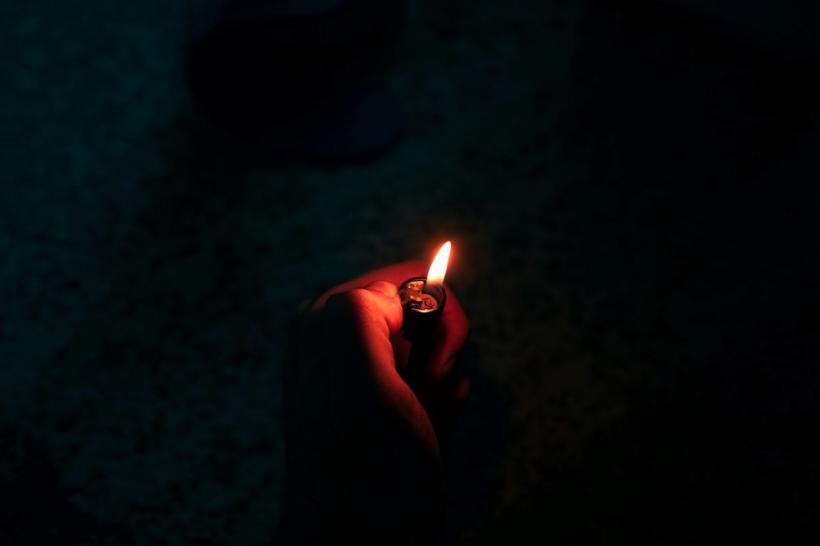 Alertă majoră pentru România: risc iminent de blackout și reforme contestate în instituțiile-cheie ale statului