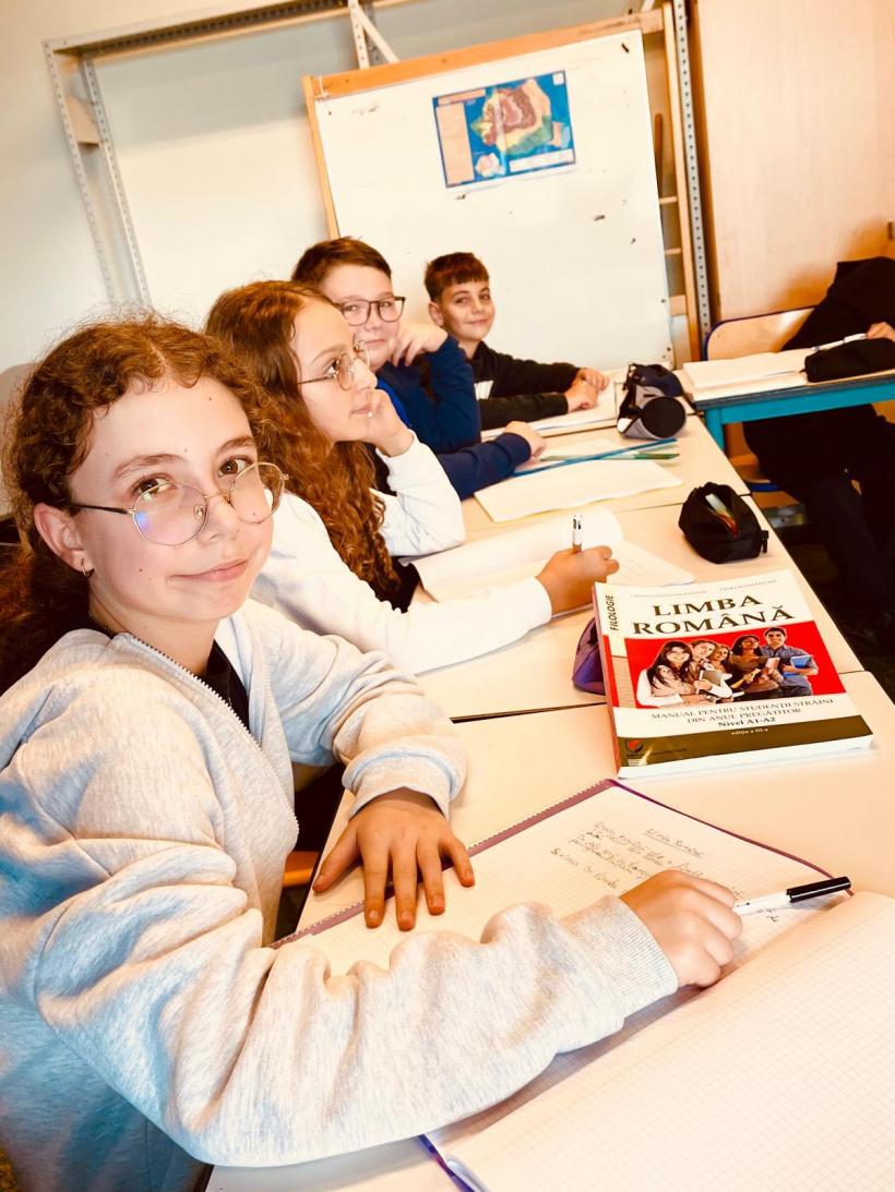 Limba română, materie obligatorie la o școală din Franța 18971621