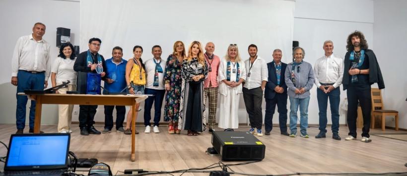 Ei sunt cei mai buni cinefili ai culturii țigănești. RROMA Film Festival și-a desemnat câștigătorii 18971693