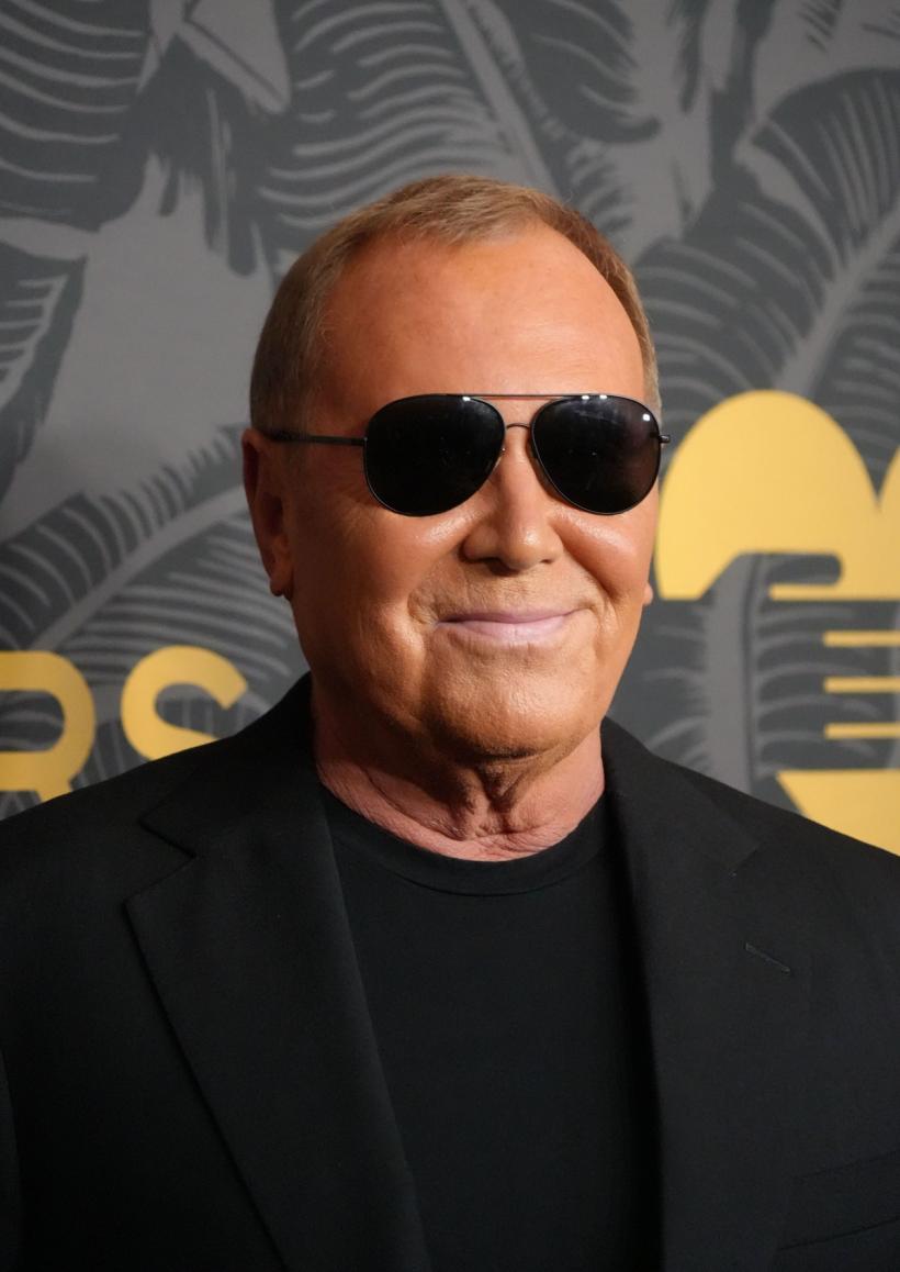 Michael Kors aduce „eleganța pământului” la New York Fashion Week