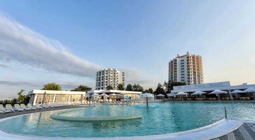 Goana după turiști: vacanță în rate, la hotel de 4 stele, cu preț de 2 stele