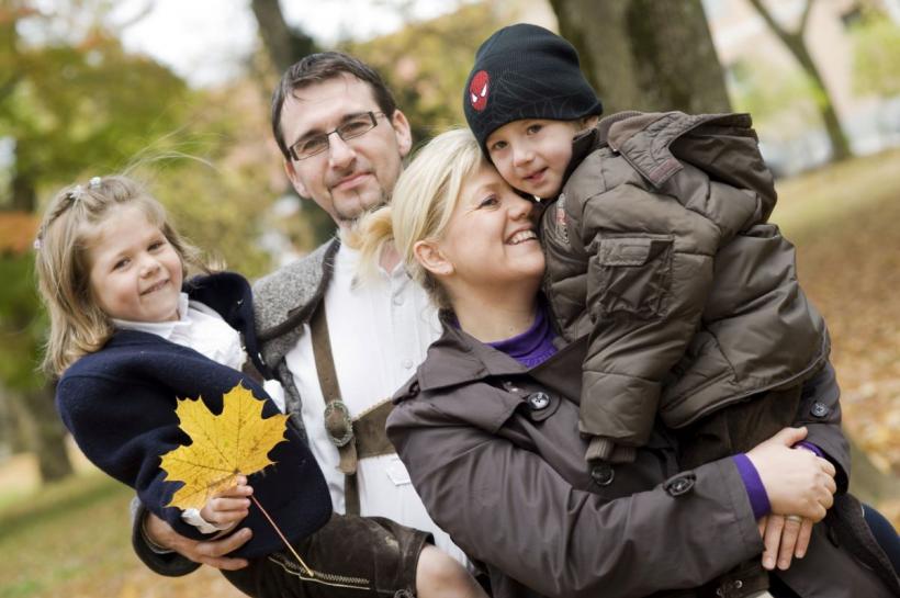 3 zodii care atrag prosperitatea pe 14 septembrie 2025. Luna în Gemeni aduce decizii importante și câștiguri neașteptate