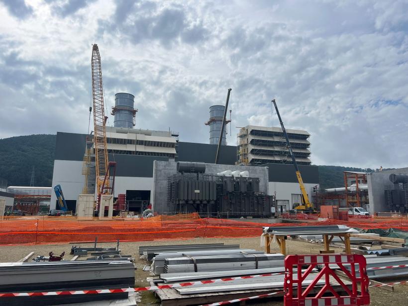 Construcția centralei Mintia este în grafic 18972101