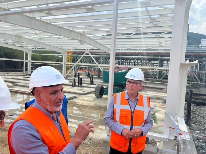 Construcția centralei Mintia este în grafic 18972111