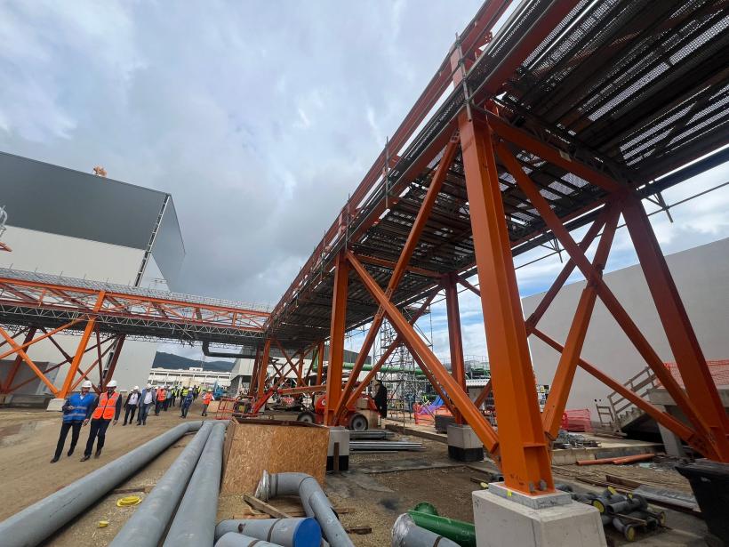 Construcția centralei Mintia este în grafic 18972120