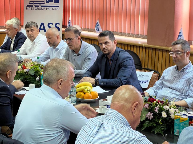 Construcția centralei Mintia este în grafic 18972121