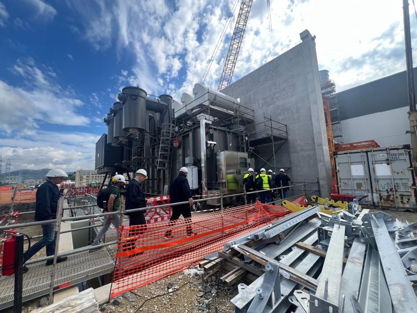 Construcția centralei Mintia este în grafic 18972129