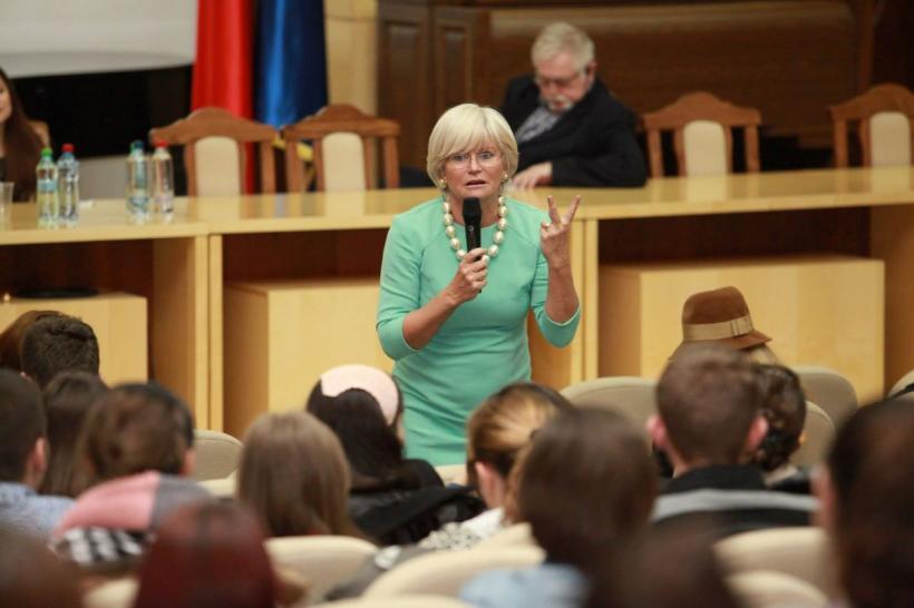 Cum și-a reamenajat Monica Tatoiu locuința pentru a atrage sănătate, iubire și prosperitate