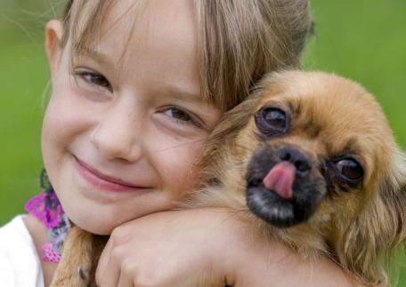 Câinii simt dacă îi iubești. Semnalul pe care nu știi că îl transmiți