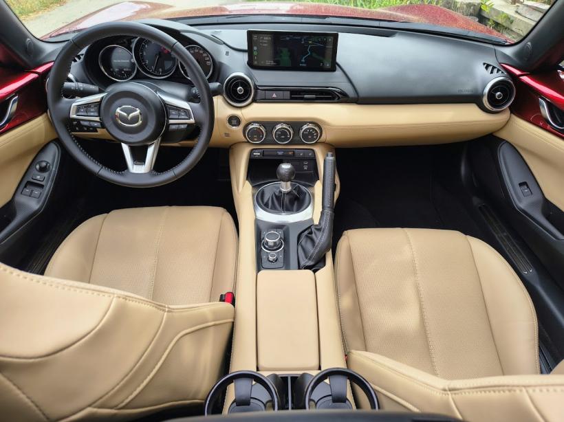 Roadsterul care îți redă libertatea 18972578