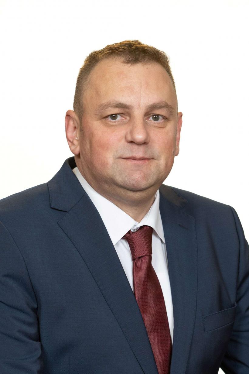 Ultima idee PSD-istă: ia imobile de la stat și le donează ONG-urilor 18972602