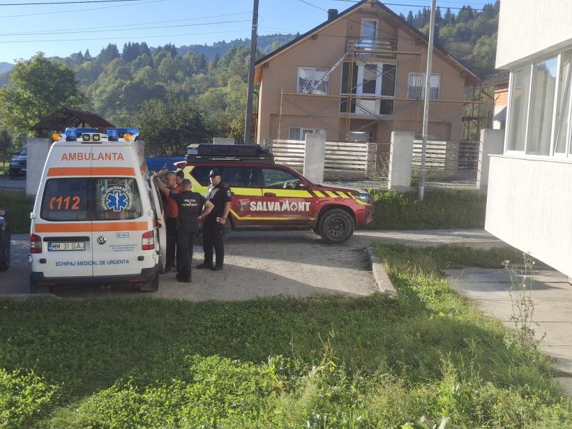 Culegătorii de ciuperci au găsit pe munte un ucrainean în stare gravă 18972895